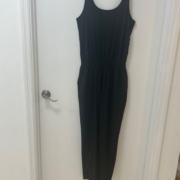 Black Athleta Tank Jumpsuit Size 8 - Picture 2 of 2